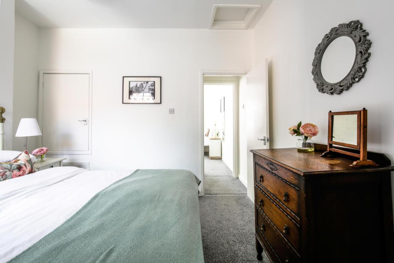 Chester Stays - Lovely 2 Bedroom House In The Heart Of Chester Eksteriør billede