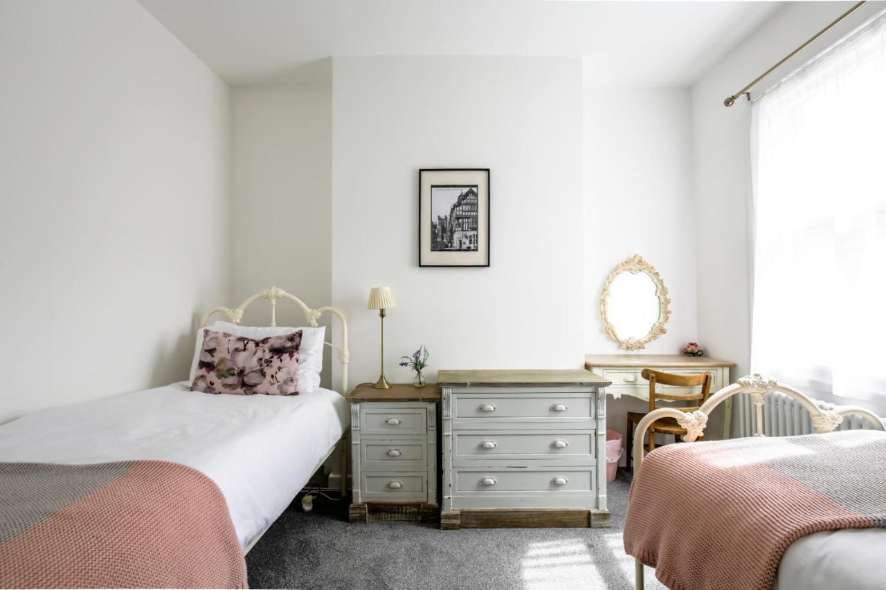 Chester Stays - Lovely 2 Bedroom House In The Heart Of Chester Eksteriør billede