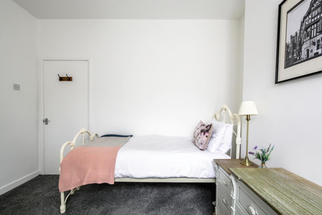 Chester Stays - Lovely 2 Bedroom House In The Heart Of Chester Eksteriør billede